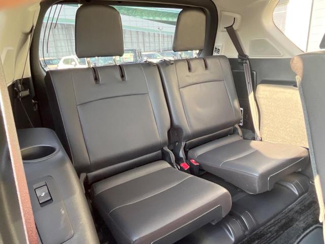 ランドクルーザープラド TX Lパッケージ マットブラックエディション 4WD ターボ ディーゼル(軽油) 7人乗り サンルーフ 全周囲カメラ 衝突被害軽減システム レーダークルーズ 禁煙車 レザーシート 前席シートエアコン ドラレコ コーナーセンサー スマートキー(10枚目)