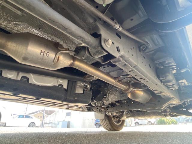 ランドクルーザープラド TX Lパッケージ マットブラックエディション 4WD ターボ ディーゼル(軽油) 7人乗り サンルーフ 全周囲カメラ 衝突被害軽減システム レーダークルーズ 禁煙車 レザーシート 前席シートエアコン ドラレコ コーナーセンサー スマートキー(22枚目)