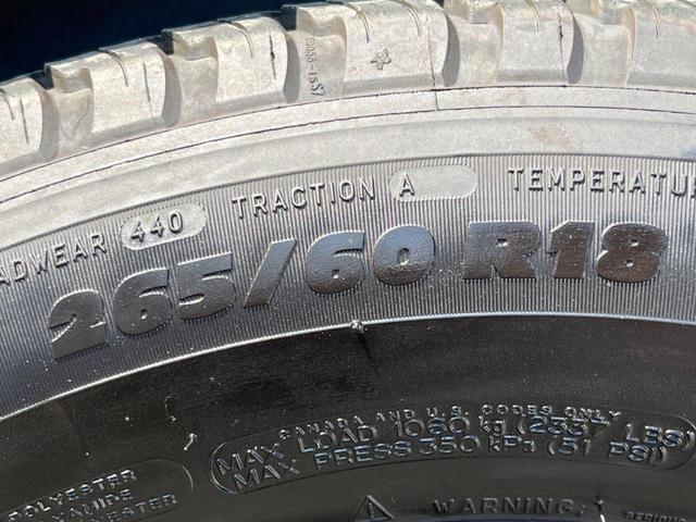 ランドクルーザープラド TX Lパッケージ マットブラックエディション 4WD ターボ ディーゼル(軽油) 7人乗り サンルーフ 全周囲カメラ 衝突被害軽減システム レーダークルーズ 禁煙車 レザーシート 前席シートエアコン ドラレコ コーナーセンサー スマートキー(35枚目)