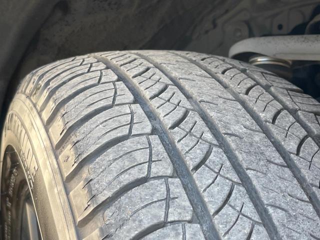 ランドクルーザープラド TX Lパッケージ マットブラックエディション 4WD ターボ ディーゼル(軽油) 7人乗り サンルーフ 全周囲カメラ 衝突被害軽減システム レーダークルーズ 禁煙車 レザーシート 前席シートエアコン ドラレコ コーナーセンサー スマートキー(36枚目)