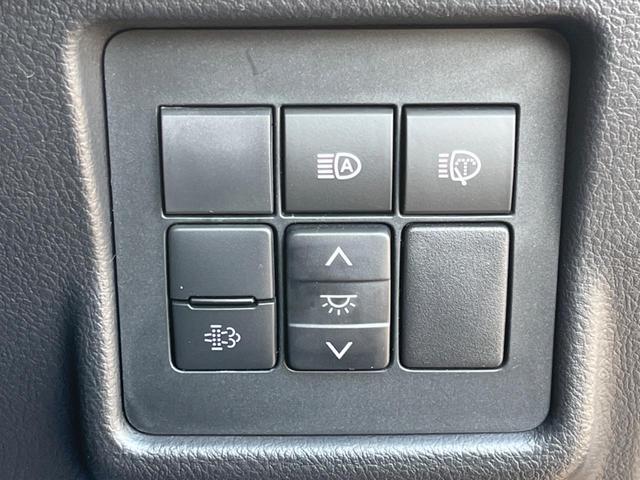 ランドクルーザープラド TX Lパッケージ マットブラックエディション 4WD ターボ ディーゼル(軽油) 7人乗り サンルーフ 全周囲カメラ 衝突被害軽減システム レーダークルーズ 禁煙車 レザーシート 前席シートエアコン ドラレコ コーナーセンサー スマートキー(41枚目)