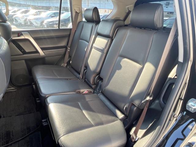 ランドクルーザープラド TX Lパッケージ マットブラックエディション 4WD ターボ ディーゼル(軽油) 7人乗り サンルーフ 全周囲カメラ 衝突被害軽減システム レーダークルーズ 禁煙車 レザーシート 前席シートエアコン ドラレコ コーナーセンサー スマートキー(43枚目)