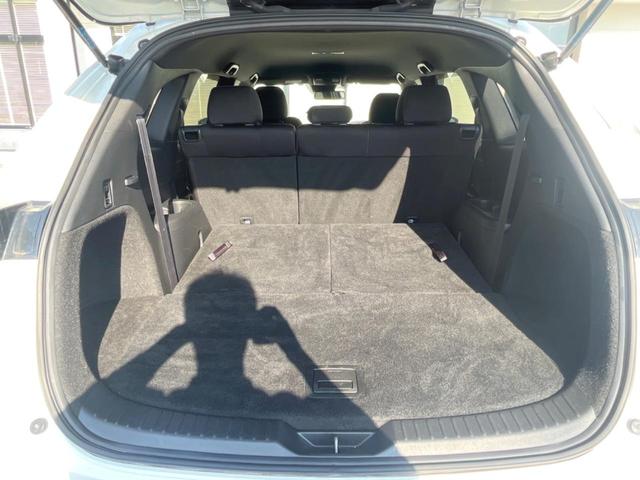 CX-8 XDプロアクティブ ディーゼル(軽油) 7人乗り 全周囲カメラ スマートシティブレーキ レーダークルーズ 禁煙車 パワーシート シートメモリー コーナーセンサー スマートキー LEDヘッド ETC 純正19インチアルミ(11枚目)