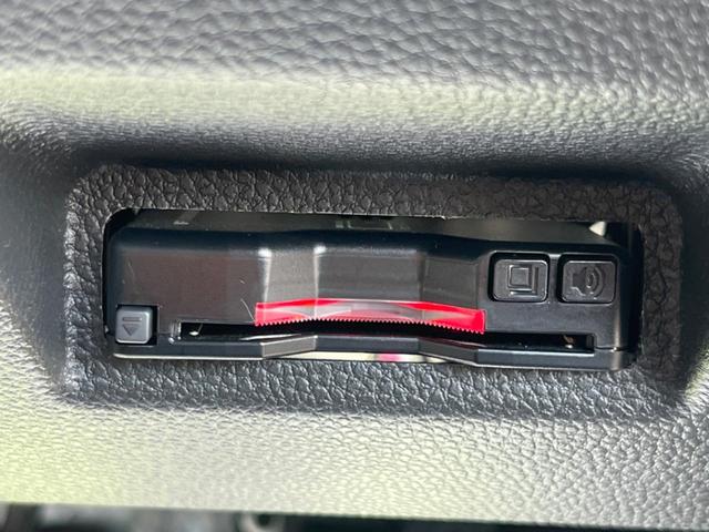 ＷＲ－Ｖ Ｚ　バックカメラ　ホンダセンシング　レーダークルーズ　禁煙車　コーナーセンサー　スマートキー　ＬＥＤヘッドライト　ＥＴＣ　純正１７インチアルミ　オートマチックハイビーム　純正８インチディスプレイオーディオ（7枚目）