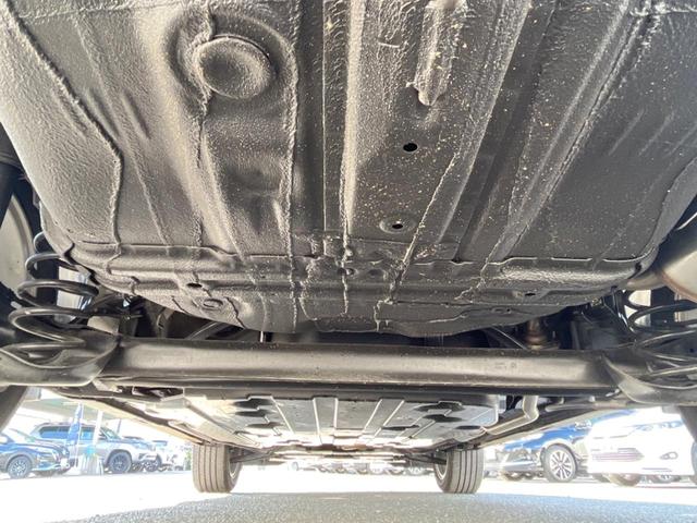 ＷＲ－Ｖ Ｚ　バックカメラ　ホンダセンシング　レーダークルーズ　禁煙車　コーナーセンサー　スマートキー　ＬＥＤヘッドライト　ＥＴＣ　純正１７インチアルミ　オートマチックハイビーム　純正８インチディスプレイオーディオ（19枚目）