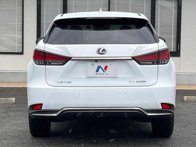 安心の最長１０年・走行無制限保証（有償）をご用意。保証内容も充実はもちろん、無料点検＆オイル交換や、年中無休の全国・２４時間ロードサービスも付帯されておりますのでご安心下さい。