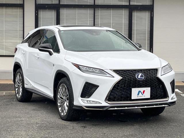 高透明度のガラス皮膜で撥水はもちろん、上質なツヤ・光沢を実現。紫外線や酸性雨から大切な愛車を保護し、色あせ・劣化を防止。「弾スプラッシュコート」、「弾プリミッサコート」からお選びいただけます。