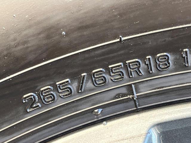 ランドクルーザー250 VX ターボ ディーゼル 7人乗 ムーンルーフ 全周囲カメラ 丸目1眼LEDヘッド トヨタセーフティセンス 禁煙車 パワーバックドア 黒革シート シートベンチレーション 12.3型ディスプレイディスプレイ(36枚目)