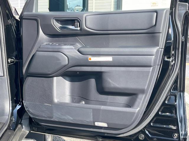 ランドクルーザー250 VX ターボ ディーゼル 7人乗 ムーンルーフ 全周囲カメラ 丸目1眼LEDヘッド トヨタセーフティセンス 禁煙車 パワーバックドア 黒革シート シートベンチレーション 12.3型ディスプレイディスプレイ(52枚目)