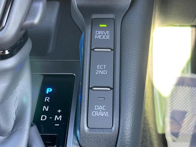 ランドクルーザー250 VX ターボ ディーゼル 7人乗 ムーンルーフ 全周囲カメラ 丸目1眼LEDヘッド トヨタセーフティセンス 禁煙車 パワーバックドア 黒革シート シートベンチレーション 12.3型ディスプレイディスプレイ(67枚目)