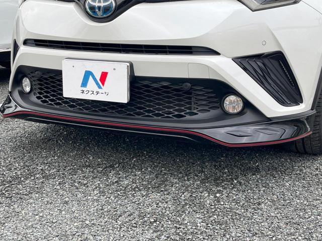 【純正エアロ】人気の純正エアロを装備！クルマの外観がよりスタイリッシュになり、街中で存在感あふれる１台に♪将来買い替える時にもリセールに影響しやすく、価値ある人気の装備です！