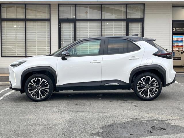 ヤリスクロス Z 全周囲カメラ セーフティセンス 禁煙車 2トーンカラー パワーシート シートヒーター ドラレコ コーナーセンサー 8型ディスプレイオーディオ ETC ステアリングヒーター ブラインドスポットモニター(25枚目)