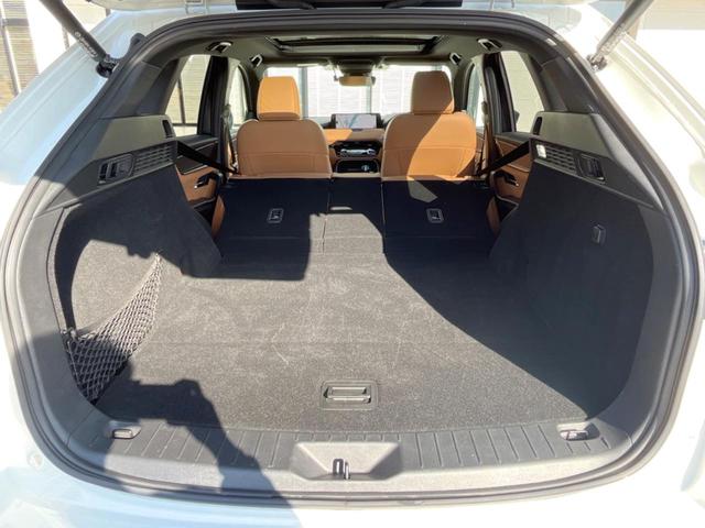 ＣＸ－６０ ＸＤ－ハイブリッド　プレミアムスポーツ　ターボ　サンルーフ　１２．３型マツダコネクト　全周囲カメラ　ＢＯＳＥサウンド　スマートブレーキサポート　禁煙車　ハンズフリーパワーバックドア　茶革シート　シートベンチレーション　シートメモリー　ＥＴＣ（11枚目）