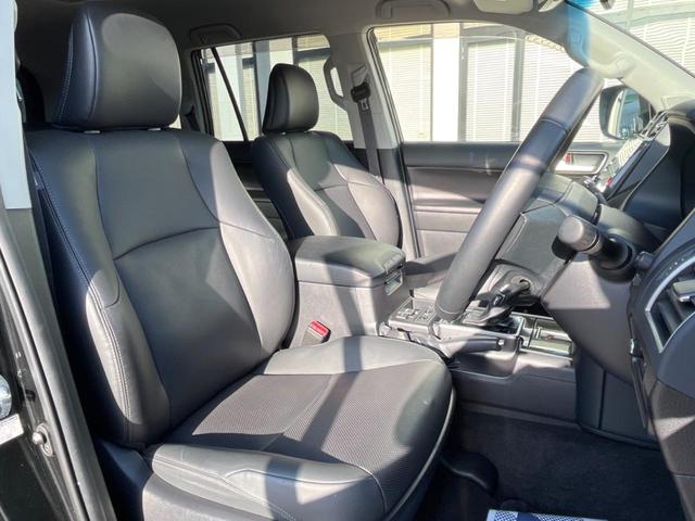 ランドクルーザープラド TX Lパッケージ・ブラックエディション 純正9型ナビ 全周囲カメラ セーフティセンス レーダークルーズ 禁煙車 黒革シート シートベンチレーション パワーシート ドラレコ コーナーセンサー スマートキー LEDヘッド ETC2.0(9枚目)