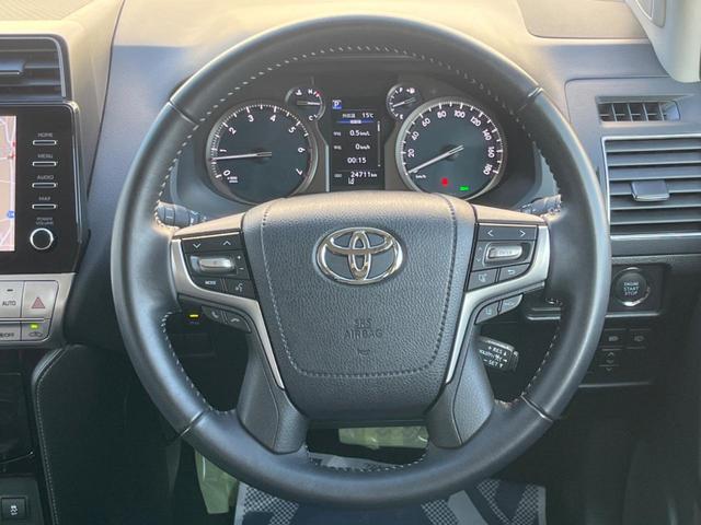 ランドクルーザープラド TX Lパッケージ・ブラックエディション 純正9型ナビ 全周囲カメラ セーフティセンス レーダークルーズ 禁煙車 黒革シート シートベンチレーション パワーシート ドラレコ コーナーセンサー スマートキー LEDヘッド ETC2.0(12枚目)