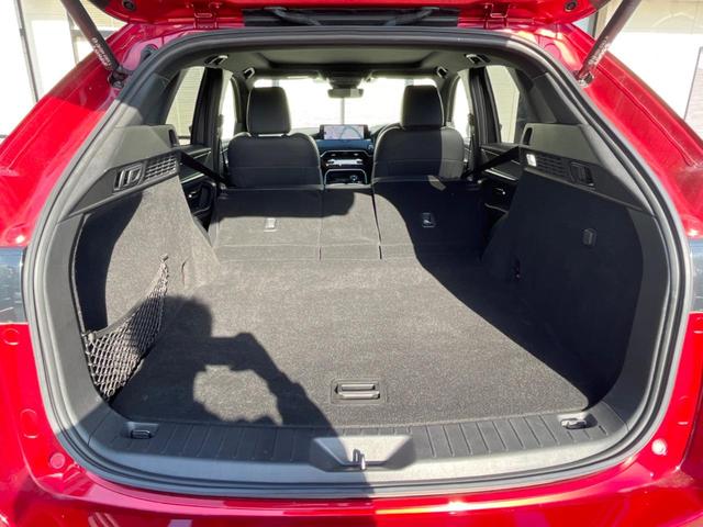 ＣＸ－６０ ＸＤ　エクスクルーシブモード　ターボ　サンルーフ　１２．３型マツダコネクト　全周囲カメラ　ＢＯＳＥサウンド　スマートブレーキサポート　禁煙車　ハンズフリーパワーバックドア　黒革シート　シートベンチレーション　シートメモリー　ＥＴＣ（11枚目）