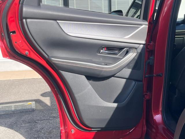 ＣＸ－６０ ＸＤ　エクスクルーシブモード　ターボ　サンルーフ　１２．３型マツダコネクト　全周囲カメラ　ＢＯＳＥサウンド　スマートブレーキサポート　禁煙車　ハンズフリーパワーバックドア　黒革シート　シートベンチレーション　シートメモリー　ＥＴＣ（49枚目）