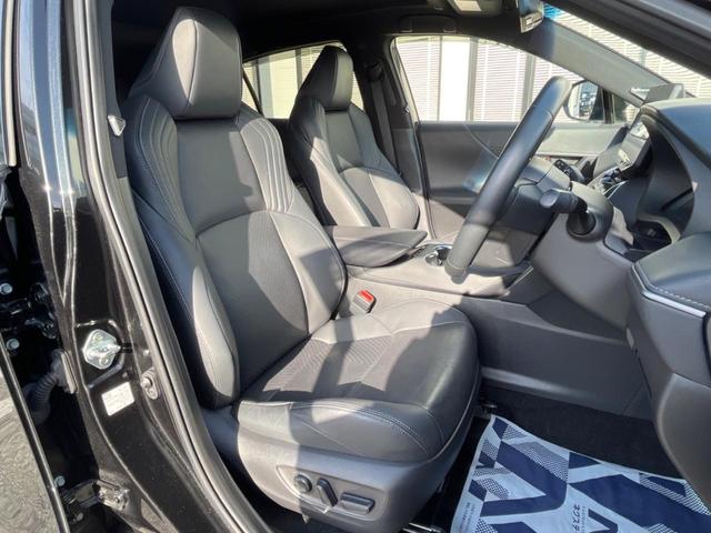 ハリアーハイブリッド Ｚ　レザーパッケージ　調光パノラマルーフ　ナビ機能付１２．３型ディスプレイオーディオ　全周囲カメラ　ＪＢＬサウンド　トヨタセーフティセンス　禁煙車　ハンズフリーパワーバックドア　黒革シート　シートベンチレーション　ＥＴＣ（9枚目）