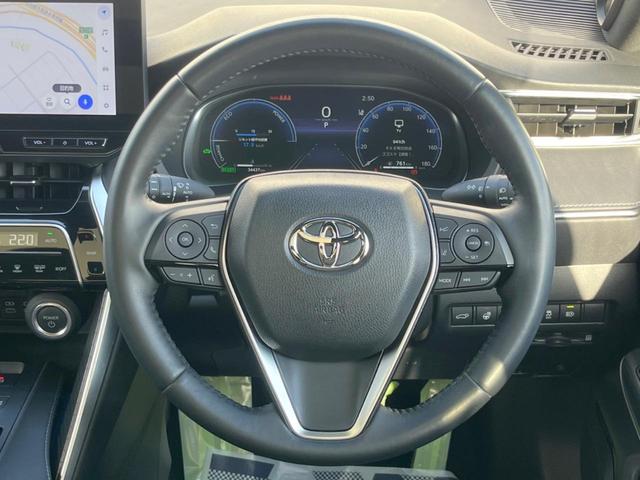 ハリアーハイブリッド Ｚ　レザーパッケージ　調光パノラマルーフ　ナビ機能付１２．３型ディスプレイオーディオ　全周囲カメラ　ＪＢＬサウンド　トヨタセーフティセンス　禁煙車　ハンズフリーパワーバックドア　黒革シート　シートベンチレーション　ＥＴＣ（12枚目）