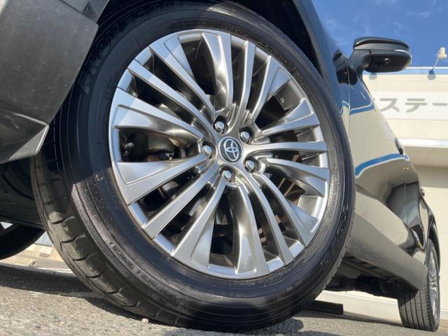 ハリアーハイブリッド Ｚ　レザーパッケージ　調光パノラマルーフ　ナビ機能付１２．３型ディスプレイオーディオ　全周囲カメラ　ＪＢＬサウンド　トヨタセーフティセンス　禁煙車　ハンズフリーパワーバックドア　黒革シート　シートベンチレーション　ＥＴＣ（14枚目）