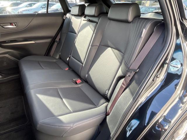 ハリアーハイブリッド Ｚ　レザーパッケージ　調光パノラマルーフ　ナビ機能付１２．３型ディスプレイオーディオ　全周囲カメラ　ＪＢＬサウンド　トヨタセーフティセンス　禁煙車　ハンズフリーパワーバックドア　黒革シート　シートベンチレーション　ＥＴＣ（42枚目）