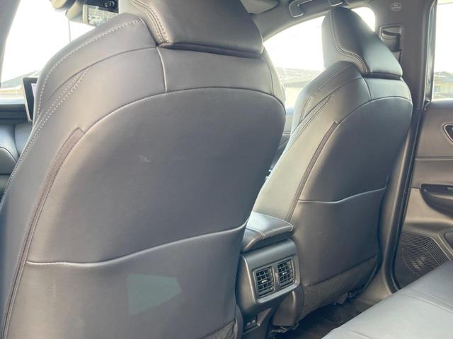 ハリアーハイブリッド Ｚ　レザーパッケージ　調光パノラマルーフ　ナビ機能付１２．３型ディスプレイオーディオ　全周囲カメラ　ＪＢＬサウンド　トヨタセーフティセンス　禁煙車　ハンズフリーパワーバックドア　黒革シート　シートベンチレーション　ＥＴＣ（43枚目）