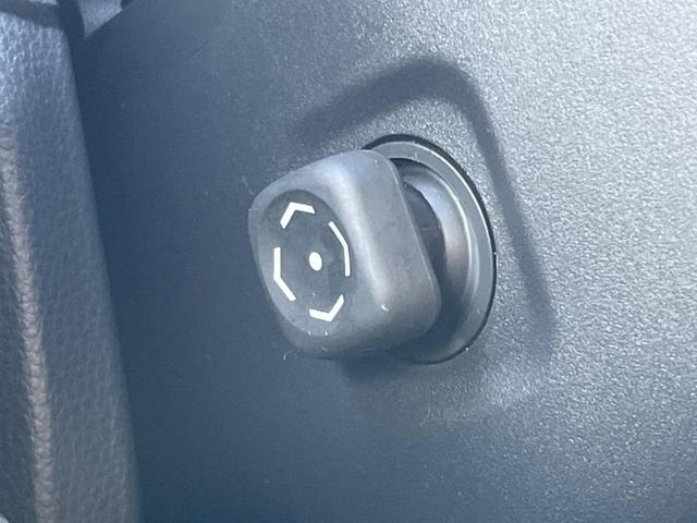 ハリアーハイブリッド Ｚ　レザーパッケージ　調光パノラマルーフ　ナビ機能付１２．３型ディスプレイオーディオ　全周囲カメラ　ＪＢＬサウンド　トヨタセーフティセンス　禁煙車　ハンズフリーパワーバックドア　黒革シート　シートベンチレーション　ＥＴＣ（61枚目）