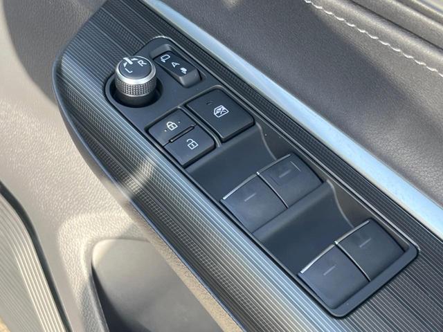 ハリアーハイブリッド Ｚ　レザーパッケージ　調光パノラマルーフ　ナビ機能付１２．３型ディスプレイオーディオ　全周囲カメラ　ＪＢＬサウンド　トヨタセーフティセンス　禁煙車　ハンズフリーパワーバックドア　黒革シート　シートベンチレーション　ＥＴＣ（67枚目）