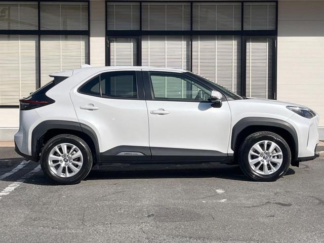 ヤリスクロス G ナビ機能付8型ディスプレイオーディオ 全周囲カメラ トヨタセーフティセンス LEDヘッド レーダークルーズ 禁煙車 コーナーセンサー ETC オートマチックハイビーム 車線逸脱警報 誤発進抑制機能(26枚目)