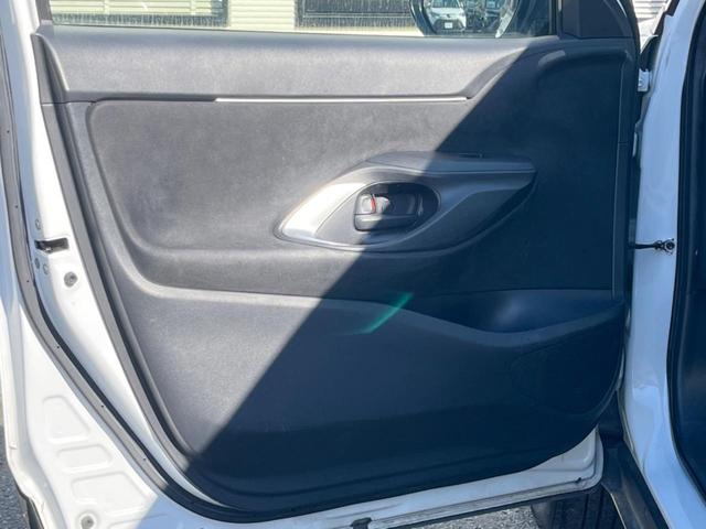 ヤリスクロス G ナビ機能付8型ディスプレイオーディオ 全周囲カメラ トヨタセーフティセンス LEDヘッド レーダークルーズ 禁煙車 コーナーセンサー ETC オートマチックハイビーム 車線逸脱警報 誤発進抑制機能(40枚目)