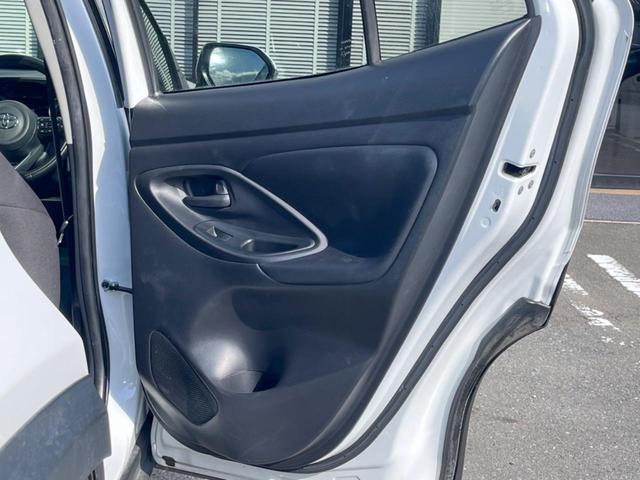 ヤリスクロス G ナビ機能付8型ディスプレイオーディオ 全周囲カメラ トヨタセーフティセンス LEDヘッド レーダークルーズ 禁煙車 コーナーセンサー ETC オートマチックハイビーム 車線逸脱警報 誤発進抑制機能(41枚目)