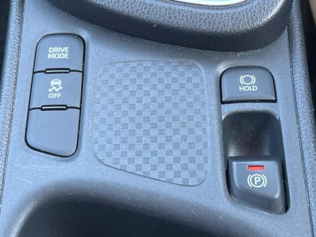 ヤリスクロス G ナビ機能付8型ディスプレイオーディオ 全周囲カメラ トヨタセーフティセンス LEDヘッド レーダークルーズ 禁煙車 コーナーセンサー ETC オートマチックハイビーム 車線逸脱警報 誤発進抑制機能(50枚目)