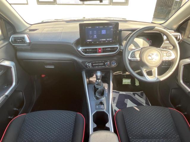 ライズ Ｚ　ハイブリッド　純正９型ＳＤナビ　バックカメラ　スマートアシスト　レーダークルーズ　禁煙車　シートヒーター　コーナーセンサー　スマートキー　ＬＥＤシーケンシャルターンランプ　純正１７インチアルミ（2枚目）