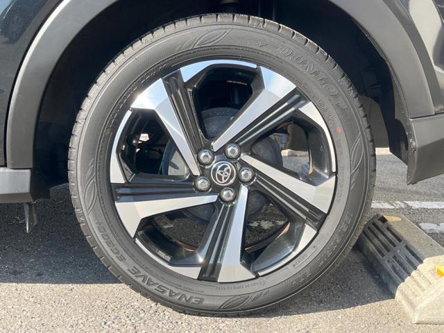 ライズ Ｚ　ハイブリッド　純正９型ＳＤナビ　バックカメラ　スマートアシスト　レーダークルーズ　禁煙車　シートヒーター　コーナーセンサー　スマートキー　ＬＥＤシーケンシャルターンランプ　純正１７インチアルミ（32枚目）