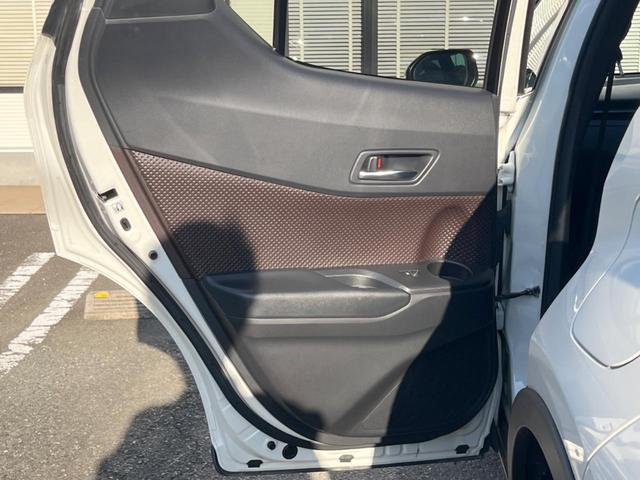 C-HR G LEDエディション BIG-X9型SDナビ バックカメラ セーフティセンス レーダークルコン 禁煙車 シートヒーター ドラレコ LEDヘッドランプ ETC オートマチックハイビーム オートブレーキホールド オートライト(46枚目)