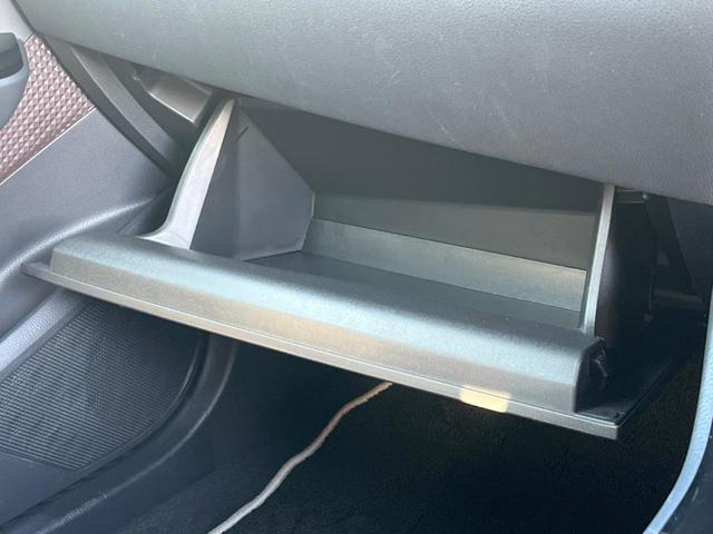 C-HR G LEDエディション BIG-X9型SDナビ バックカメラ セーフティセンス レーダークルコン 禁煙車 シートヒーター ドラレコ LEDヘッドランプ ETC オートマチックハイビーム オートブレーキホールド オートライト(47枚目)