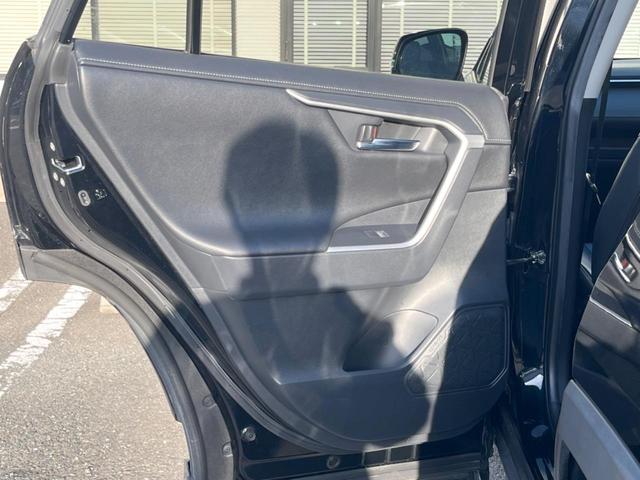 RAV4 G Zパッケージ パノラマルーフ モデリスタエアロ 全周囲カメラ ナビ機能付き9型ディスプレイオーディオ セーフティセンス レーダークルーズ 禁煙車 ハンズフリーパワーバックドア パワーシート LEDヘッド ETC(49枚目)