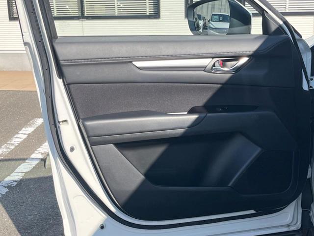 CX-8 XD スマートエディション ターボ ディーゼル(軽油) マツダコネクト 全周囲カメラ 衝突被害軽減システム レーダークルーズ 禁煙車 電動リアゲート コーナーセンサー LEDヘッド ETC 純正17インチアルミ オートハイビーム(45枚目)
