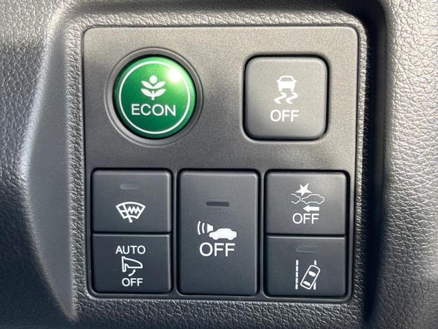 ヴェゼル ハイブリッドＺ・ホンダセンシング　純正ＳＤナビ　バックカメラ　ホンダセンシング　レーダークルコン　禁煙車　ハーフレザーシート　シートヒーター　ドラレコ　ＬＥＤヘッド　ＥＴＣ　車線逸脱警報　オートブレーキホールド　オートライト（4枚目）