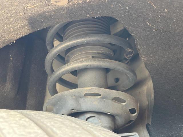 ヴェゼル ハイブリッドＺ・ホンダセンシング　純正ＳＤナビ　バックカメラ　ホンダセンシング　レーダークルコン　禁煙車　ハーフレザーシート　シートヒーター　ドラレコ　ＬＥＤヘッド　ＥＴＣ　車線逸脱警報　オートブレーキホールド　オートライト（23枚目）