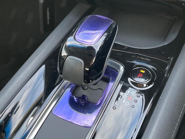 ヴェゼル ハイブリッドＺ・ホンダセンシング　純正ＳＤナビ　バックカメラ　ホンダセンシング　レーダークルコン　禁煙車　ハーフレザーシート　シートヒーター　ドラレコ　ＬＥＤヘッド　ＥＴＣ　車線逸脱警報　オートブレーキホールド　オートライト（45枚目）