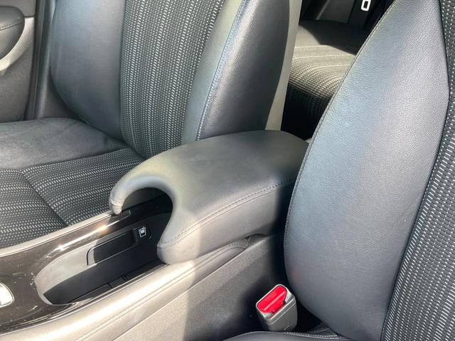 ヴェゼル ハイブリッドＺ・ホンダセンシング　純正ＳＤナビ　バックカメラ　ホンダセンシング　レーダークルコン　禁煙車　ハーフレザーシート　シートヒーター　ドラレコ　ＬＥＤヘッド　ＥＴＣ　車線逸脱警報　オートブレーキホールド　オートライト（46枚目）