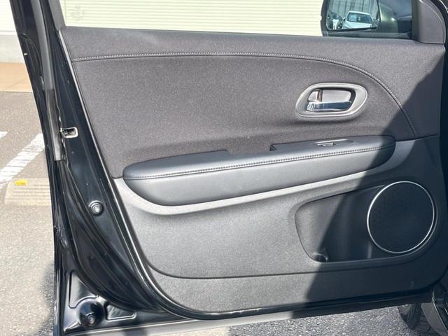 ヴェゼル ハイブリッドＺ・ホンダセンシング　純正ＳＤナビ　バックカメラ　ホンダセンシング　レーダークルコン　禁煙車　ハーフレザーシート　シートヒーター　ドラレコ　ＬＥＤヘッド　ＥＴＣ　車線逸脱警報　オートブレーキホールド　オートライト（48枚目）