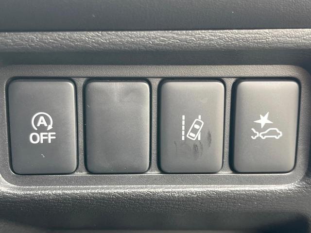 �y�O�H��-�`�����������z���s���ɑO���̎ԗ�����F�����A�Փ˂������Ȏ��͌x��ƃu���[�L�ŏՓˉ���Ɣ�Q�y�����A�V�X�g�B�����S�Ƀh���C�u�����y���݂��������܂��B