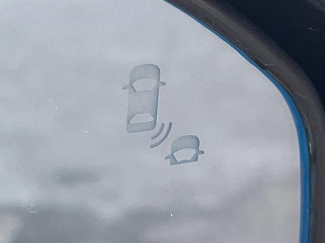 ヴェゼル ｅ：ＨＥＶ　Ｚ　９インチホンダコネクトナビ　バックカメラ　レーダークルーズ　禁煙車　ハンズフリーパワーバックドア　シートヒーター　コーナーセンサー　スマートキー　ＬＥＤヘッド　ＥＴＣ２．０　純正１８インチアルミ（7枚目）