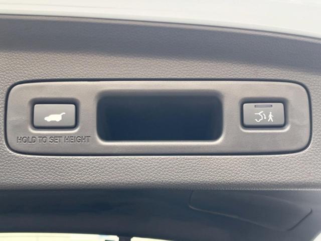 ヴェゼル ｅ：ＨＥＶ　Ｚ　９インチホンダコネクトナビ　バックカメラ　レーダークルーズ　禁煙車　ハンズフリーパワーバックドア　シートヒーター　コーナーセンサー　スマートキー　ＬＥＤヘッド　ＥＴＣ２．０　純正１８インチアルミ（8枚目）