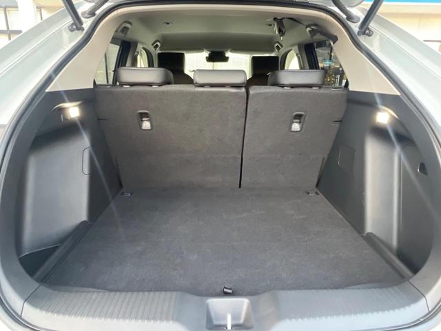 ヴェゼル ｅ：ＨＥＶ　Ｚ　９インチホンダコネクトナビ　バックカメラ　レーダークルーズ　禁煙車　ハンズフリーパワーバックドア　シートヒーター　コーナーセンサー　スマートキー　ＬＥＤヘッド　ＥＴＣ２．０　純正１８インチアルミ（11枚目）