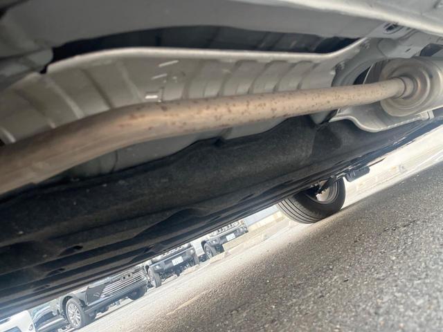 ヴェゼル ｅ：ＨＥＶ　Ｚ　９インチホンダコネクトナビ　バックカメラ　レーダークルーズ　禁煙車　ハンズフリーパワーバックドア　シートヒーター　コーナーセンサー　スマートキー　ＬＥＤヘッド　ＥＴＣ２．０　純正１８インチアルミ（22枚目）