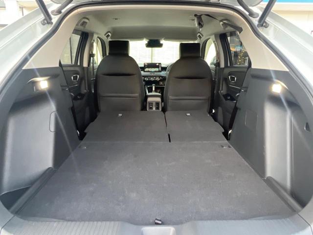 ヴェゼル ｅ：ＨＥＶ　Ｚ　９インチホンダコネクトナビ　バックカメラ　レーダークルーズ　禁煙車　ハンズフリーパワーバックドア　シートヒーター　コーナーセンサー　スマートキー　ＬＥＤヘッド　ＥＴＣ２．０　純正１８インチアルミ（43枚目）