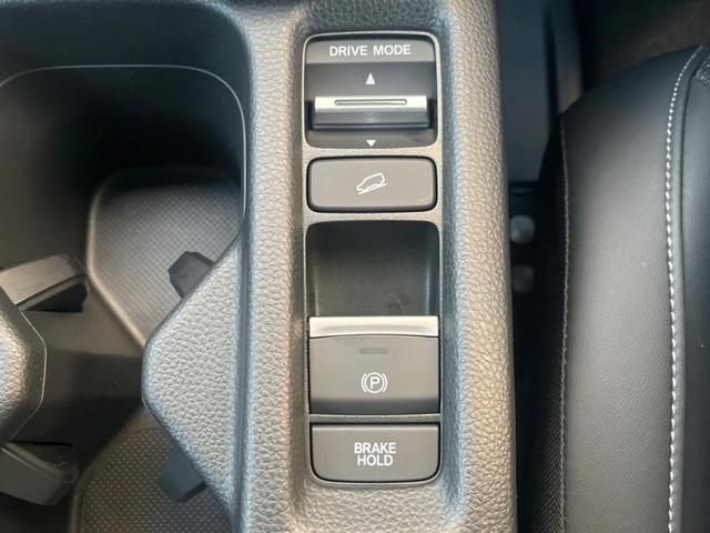 ヴェゼル ｅ：ＨＥＶ　Ｚ　９インチホンダコネクトナビ　バックカメラ　レーダークルーズ　禁煙車　ハンズフリーパワーバックドア　シートヒーター　コーナーセンサー　スマートキー　ＬＥＤヘッド　ＥＴＣ２．０　純正１８インチアルミ（53枚目）